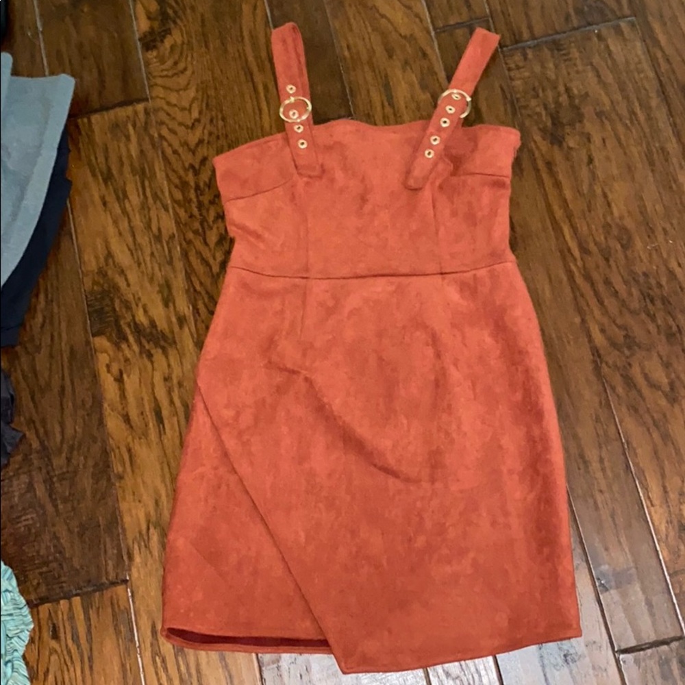 Red/orange dress
